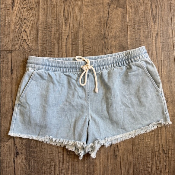 Aerie Chambray Shorts- Medium - Picture 1 of 4